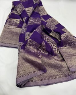 Chinnon  Georgette Saree In Checks Pattern