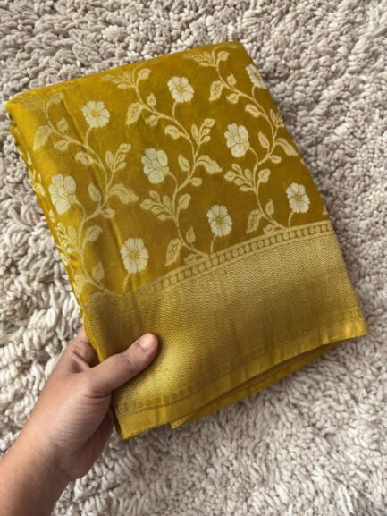 Georgette Jaal Crush Saree