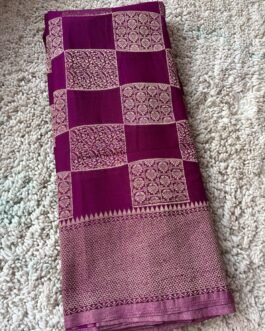 Chinnon  Georgette Saree In Checks Pattern