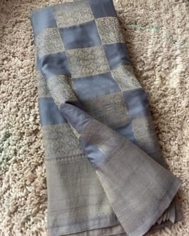 Chinnon  Georgette Saree In Checks Pattern